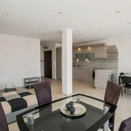 Black Sea Breeze Apartamento *