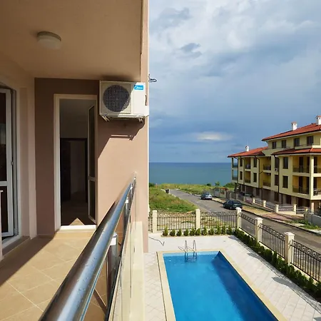 شقة Black Sea Breeze بايالا